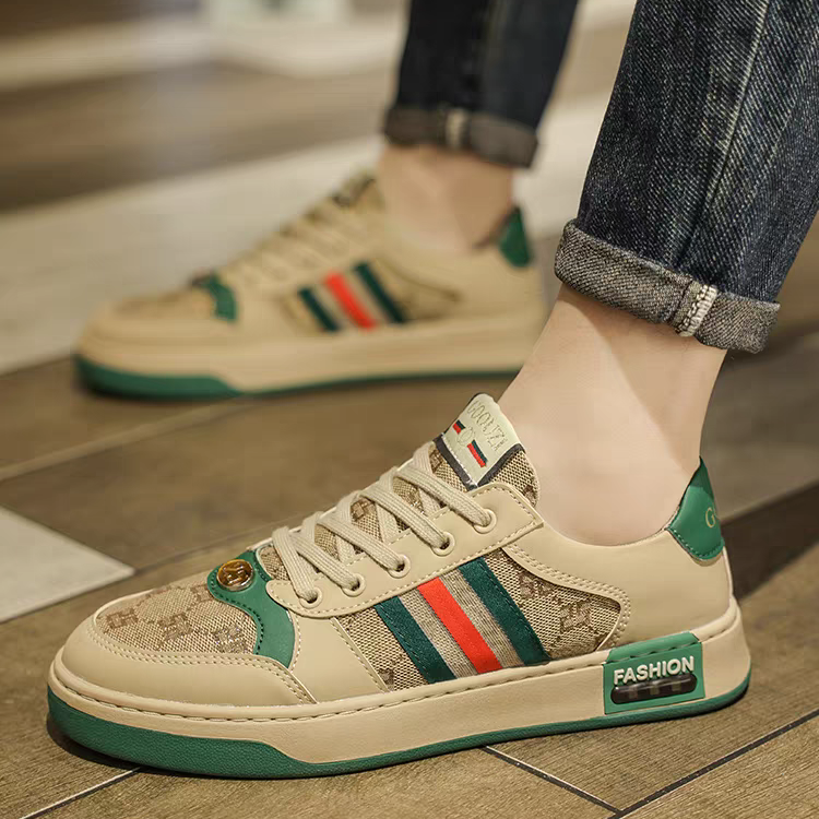 New style leather breathable casual sneakers