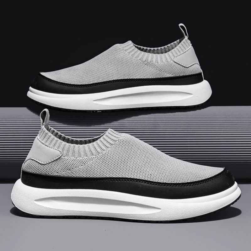 Men's Outdoor Flyknit Breathable Laceless Sneakers
