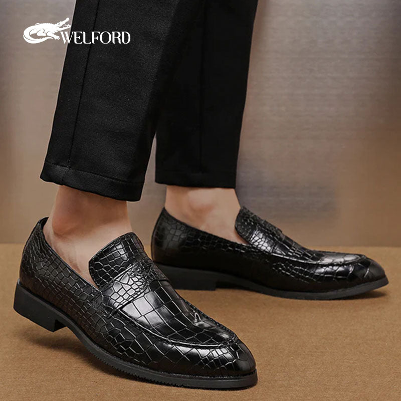 Casual slip-on crocodile pattern men's shoes