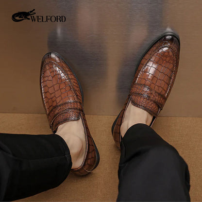 Casual slip-on crocodile pattern men's shoes