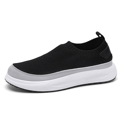 Men's Outdoor Flyknit Breathable Laceless Sneakers