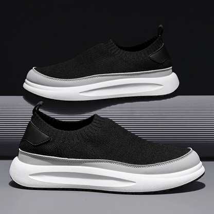 Men's Outdoor Flyknit Breathable Laceless Sneakers